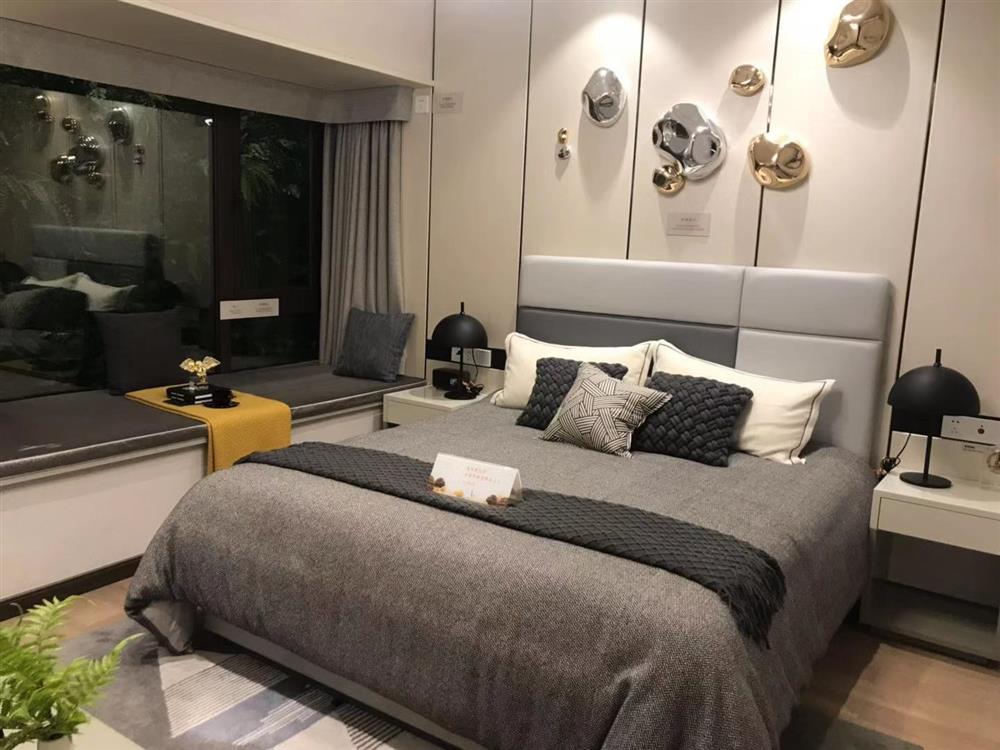 万科彩云湖